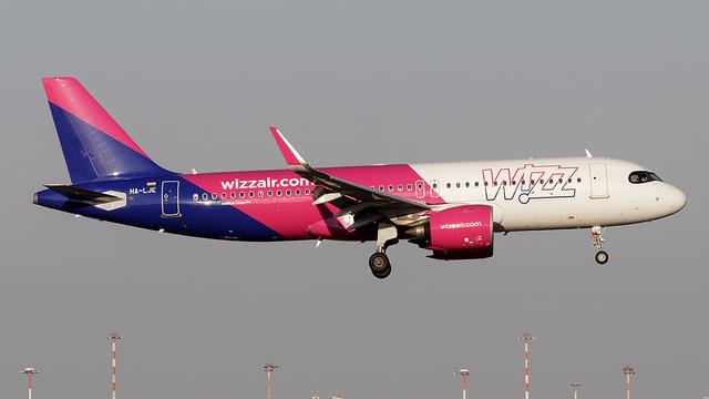 HA-LJE:Airbus A320:Wizz Air